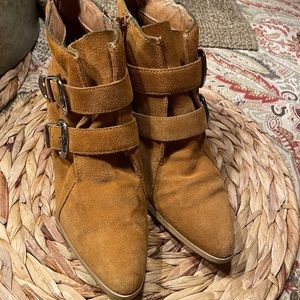 Brown felt heeled boots